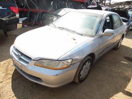 1999 HONDA ACCORD 4DOOR LX SILVER 2.3 AT A20257